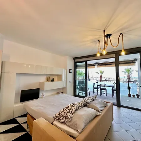 Apartment Marina Dei Sogni Bilocale - Fronte Mare Con Parcheggio Gratuito E Aria Condizionata San Lorenzo al Mare