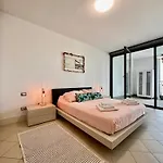 Marina Dei Sogni Bilocale - Fronte Mare Con Parcheggio Gratuito E Aria Condizionata 샌로렌조알메어