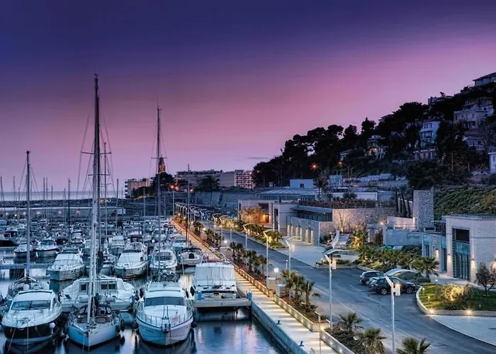 Marina Dei Sogni Bilocale - Fronte Mare Con Parcheggio Gratuito E Aria Condizionata * Сан-Лоренцо-аль-Маре