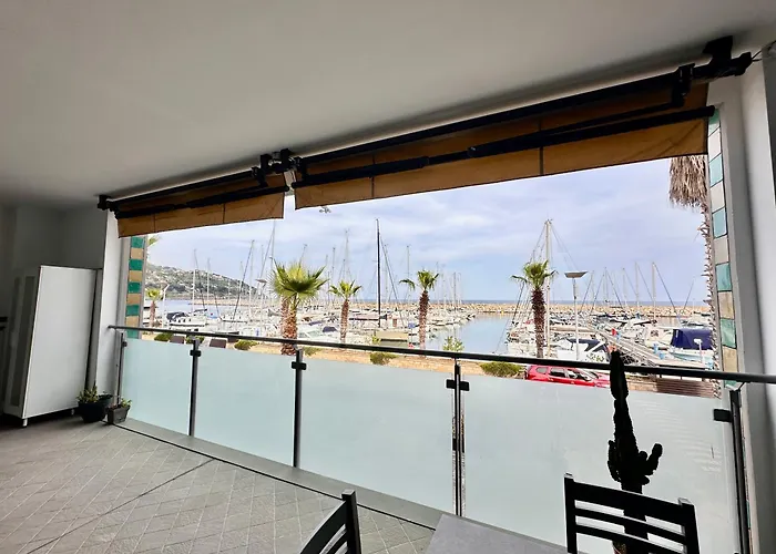 Marina Dei Sogni Bilocale - Fronte Mare Con Parcheggio Gratuito E Aria Condizionata * Сан-Лоренцо-аль-Маре